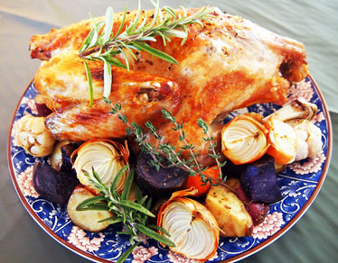 Making gorgeous roasted turkey in the oven at home!