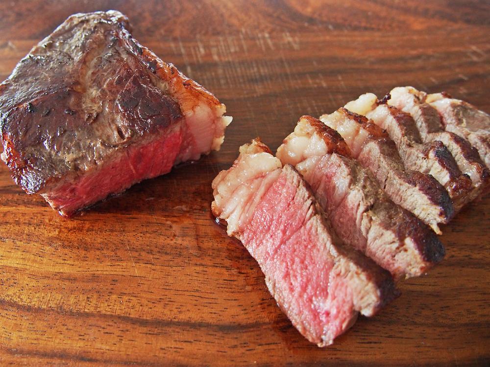 AN EASIER WAY TO COOK THICK STEAKS